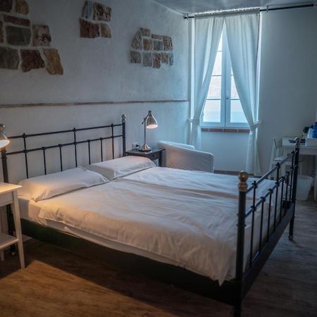 Garni Gianmartin Hotel Limone sul Garda Luaran gambar